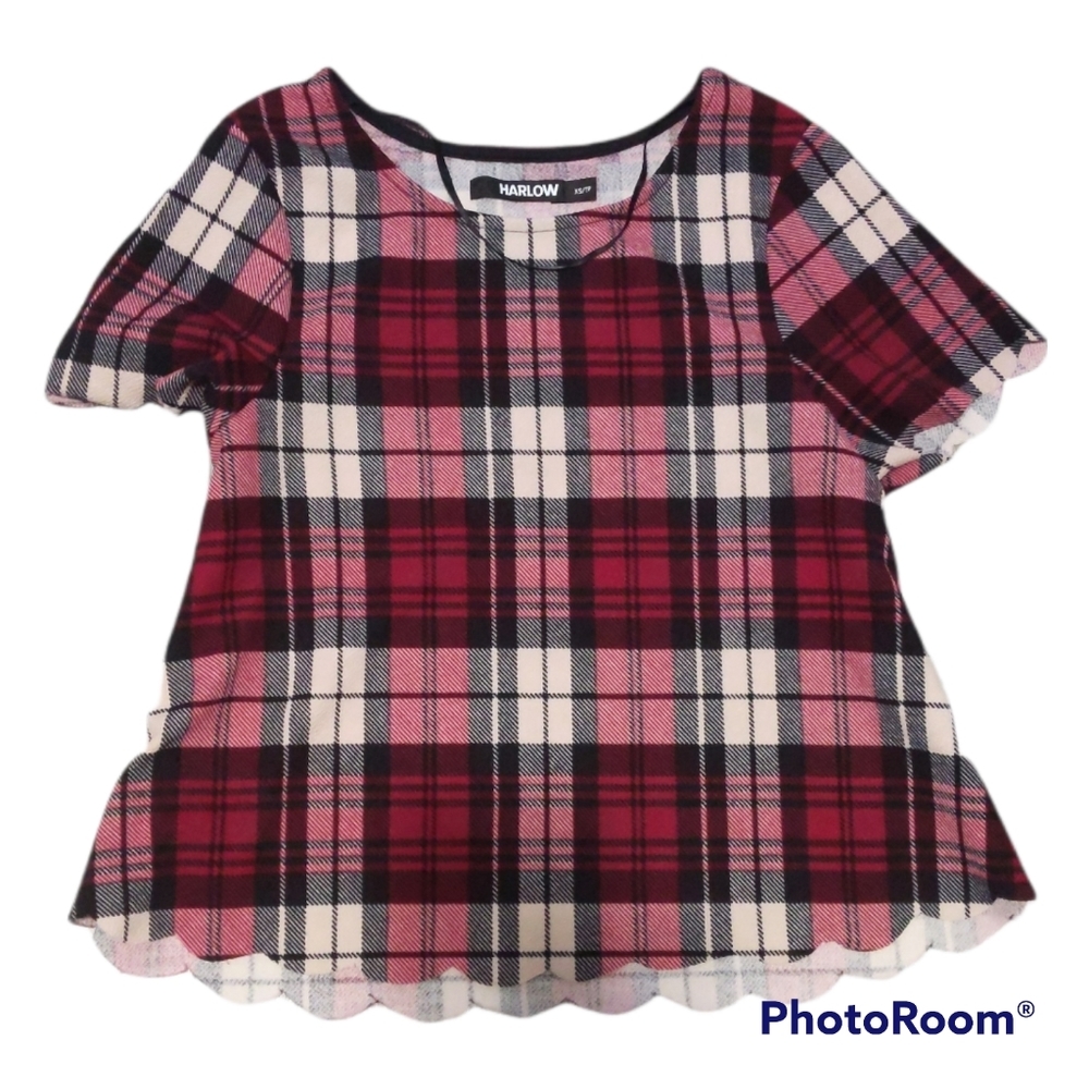 5/$25 Harlow Plaid Scalloped Top XS
